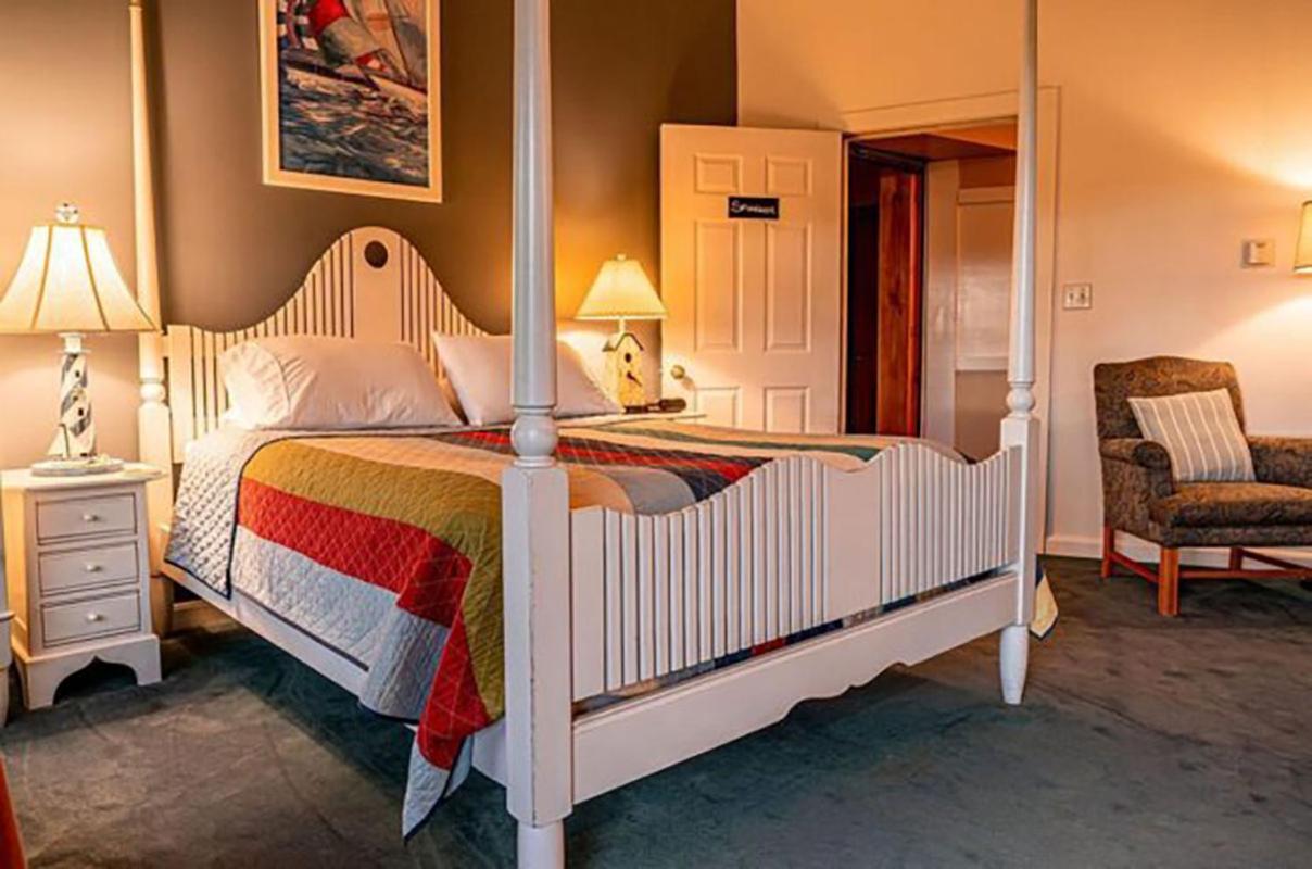 Point Au Roche Lodge 普拉茨堡 外观 照片
