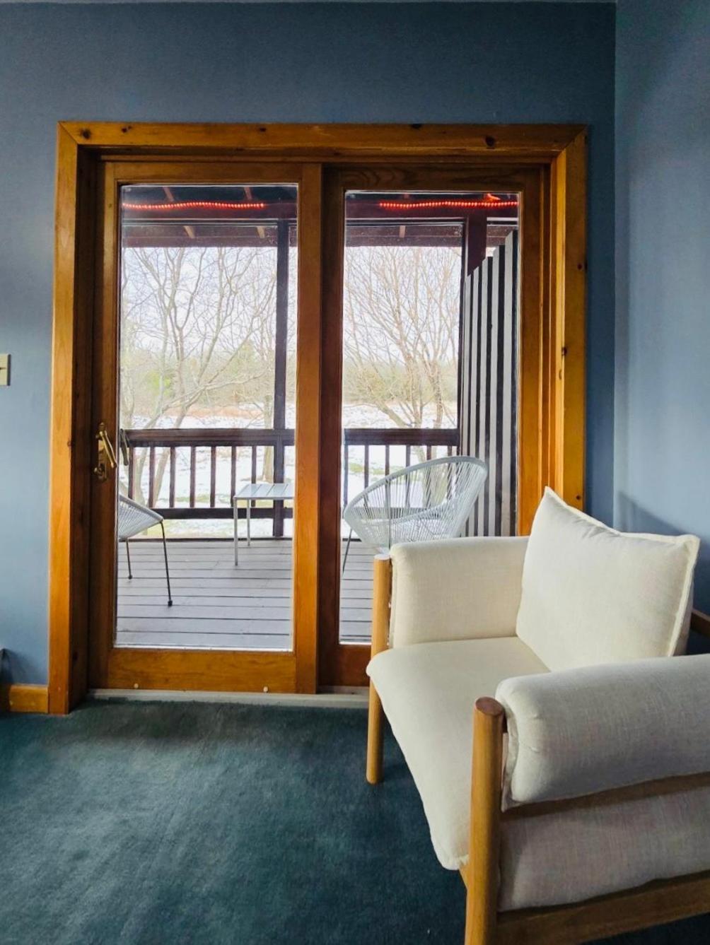 Point Au Roche Lodge 普拉茨堡 外观 照片